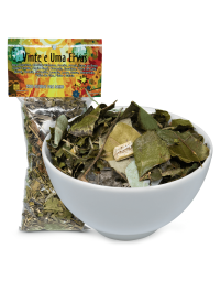 Banho de Ervas Vinte e Uma Ervas da marca Djovia, pacote fechado e vasilha branca funda. À venda para todo o Brasil na Natureza Divina.