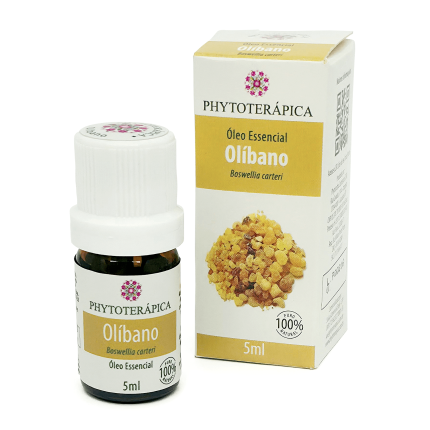 Frasco e embalagem do Óleo Essencial de Olíbano, de 5 ml, da marca Phytoterápica, com ilustração da planta na embalagem. À venda na loja Natureza Divina.