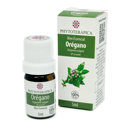 Frasco e embalagem do Óleo Essencial de Orégano, de 5 ml, da marca Phytoterápica, com ilustração da planta na embalagem. À venda na loja Natureza Divina.